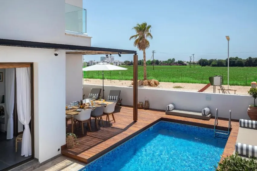 CHRIS LE MARE GOLD LUXURY VILLA 3*-3