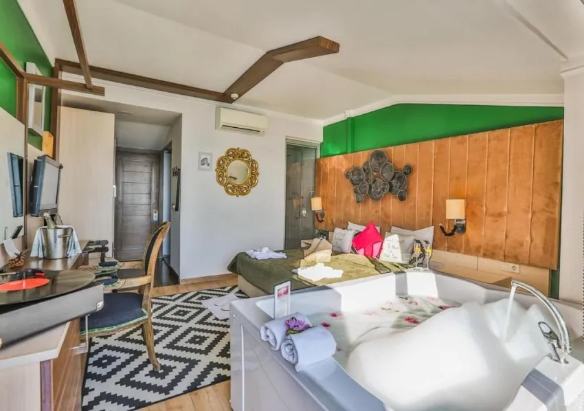 ANJELIQ HOUSE HOTEL  3*-21