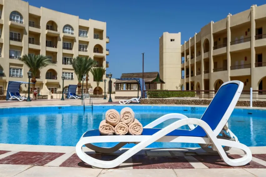 SUNNY DAYS PALMA DE MIRETTE RESORT & SPA  4*-7