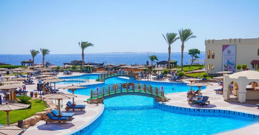 CHARMILLION CLUB RESORT  5*-17