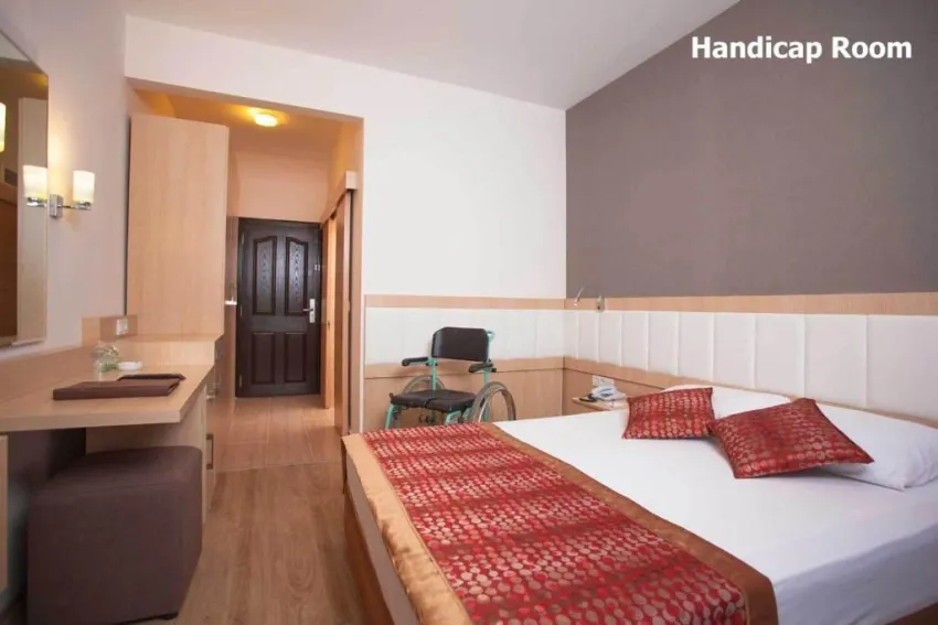 GARDENIA BEACH HOTEL  4*-8