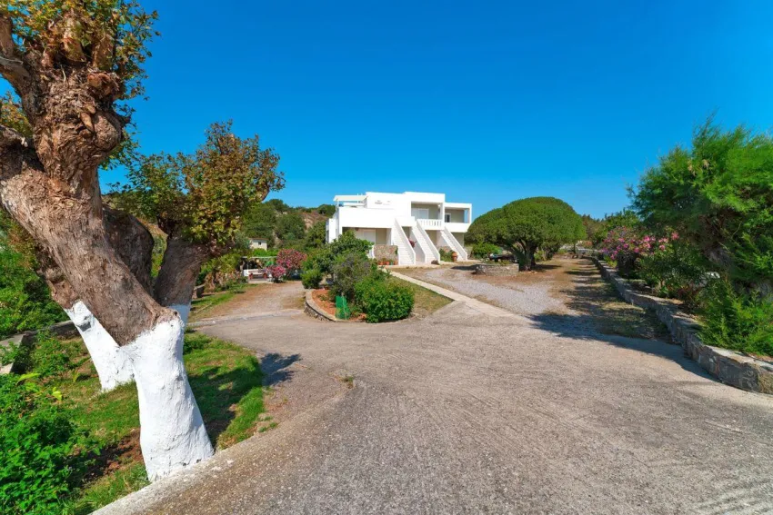 Tselios Apartments & Studios 1*-17