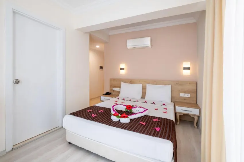 VIKING BEACH HOTEL  4*-10