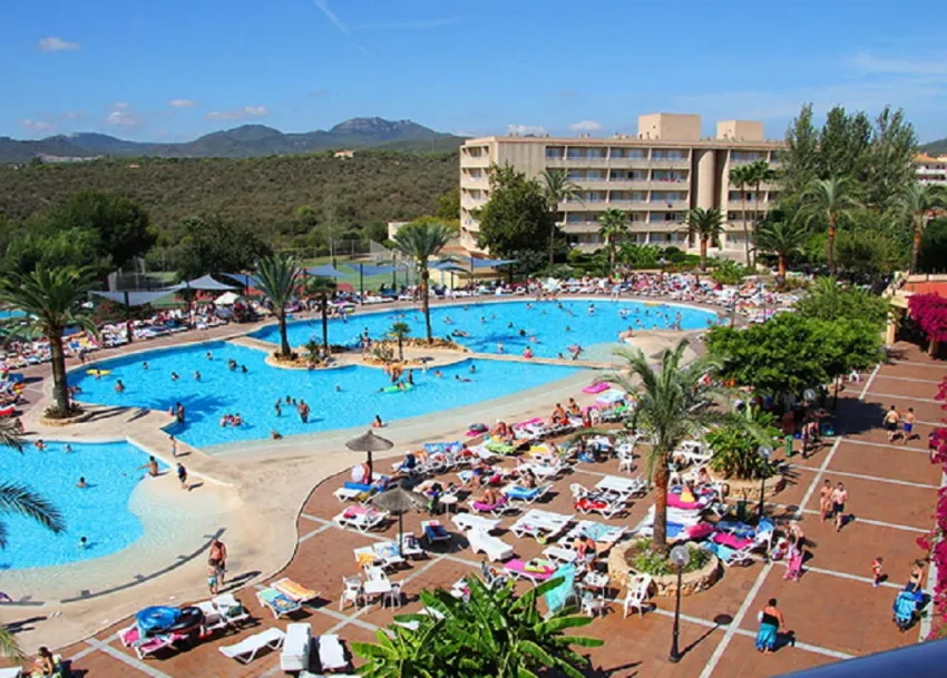 Club Cala Romani 3*-20