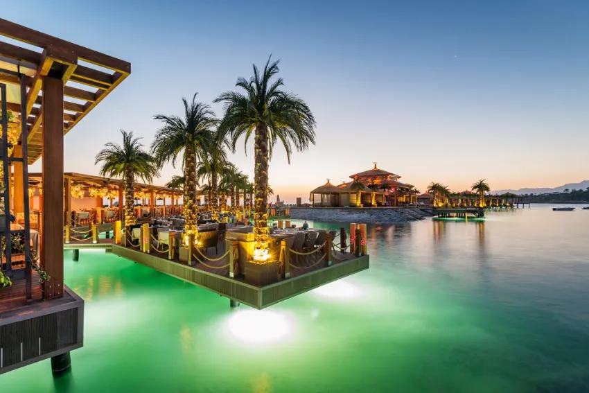 CRATOS PREMIUM HOTEL & CASINO & SPA  5*-42