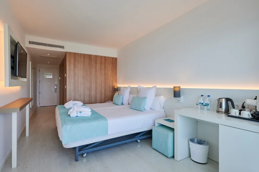 Alua Carolina Adults Only 4*-98