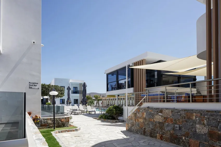 Golden Bay Hotel And Bungalows 4*-2