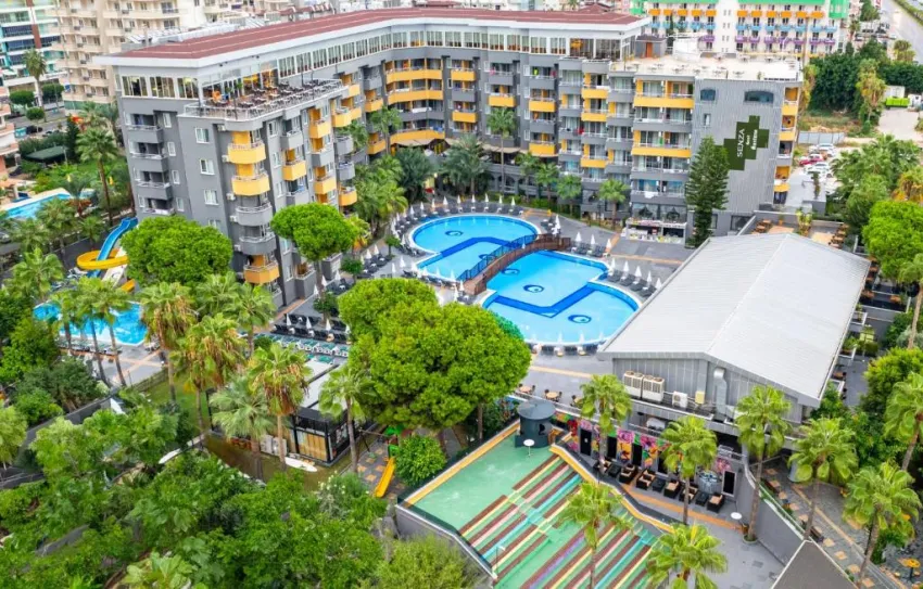 SENZA GRAND SANTANA HOTEL  4*-104