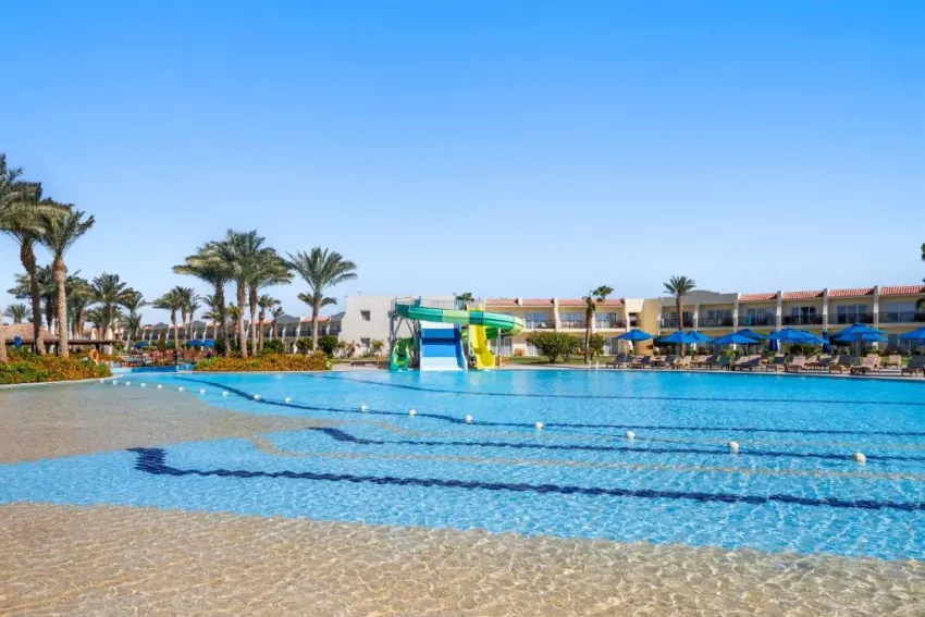 DOUBLETREE BY HILTON SHARM BAY RESORT BEACH SIDE  4*-4