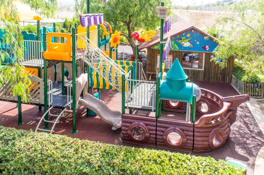 Zafiro Palmanova -115