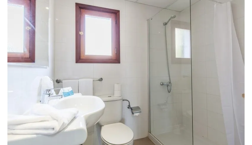 Blue Sea Cases D'Or 4*-6