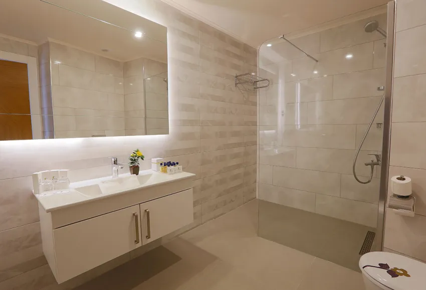 XORIA DELUXE HOTEL  5*-8