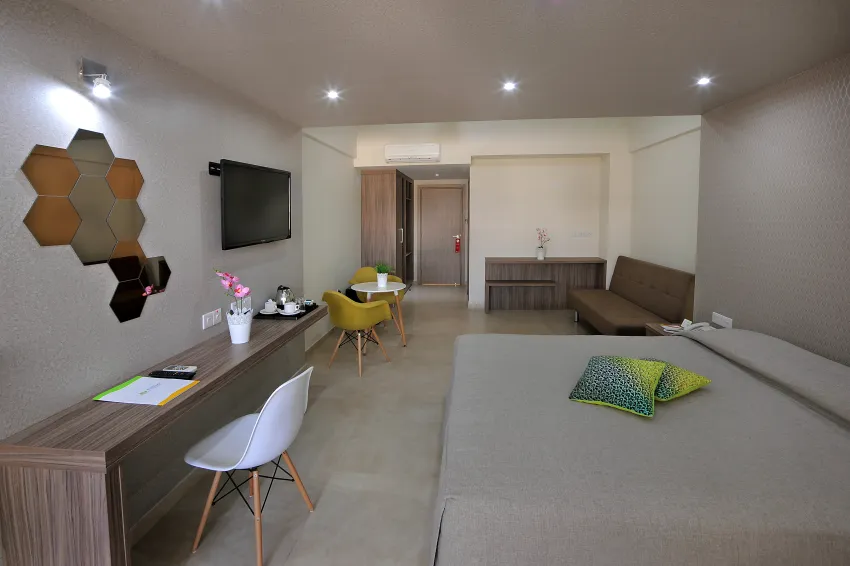 Nelia Gardens 3*-15