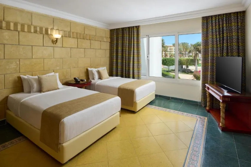 PALM ROYALE SOMA BAY RESORT  5*-42