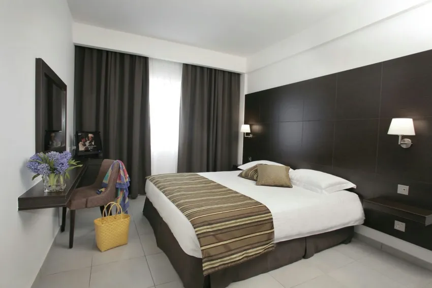 Anemi Hotel & Suites 4*-13