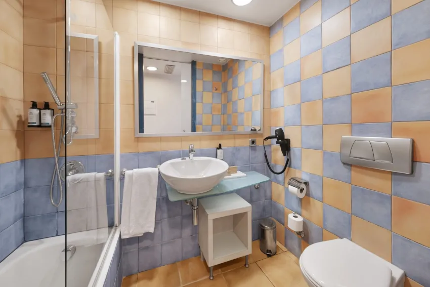 Occidental Playa de Palma 4*-21