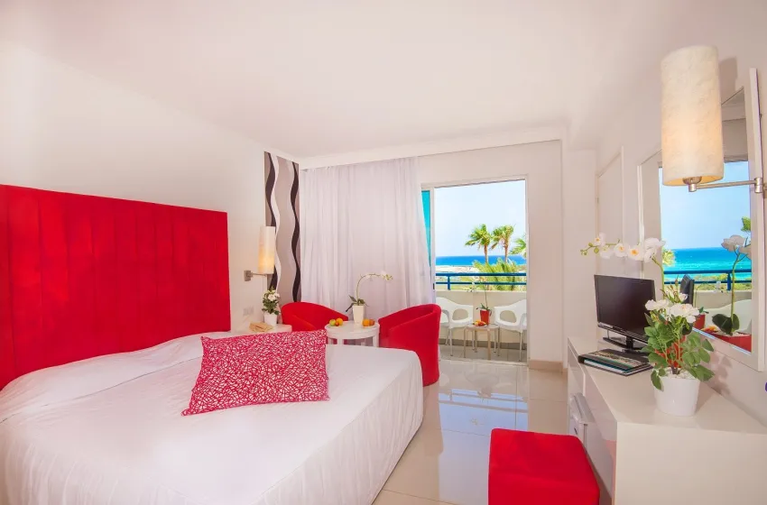 Dome Beach Hotel 4*-17