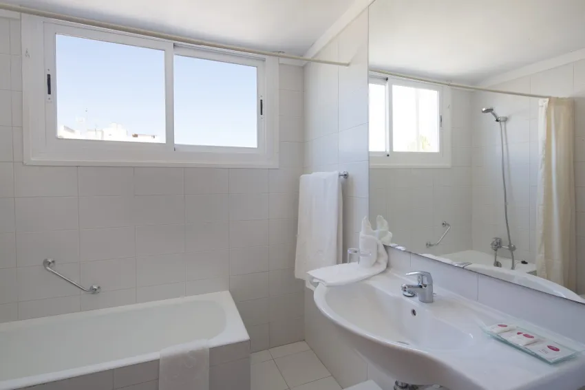 JS Sol de Can Picafort - Adults Only  3*-6