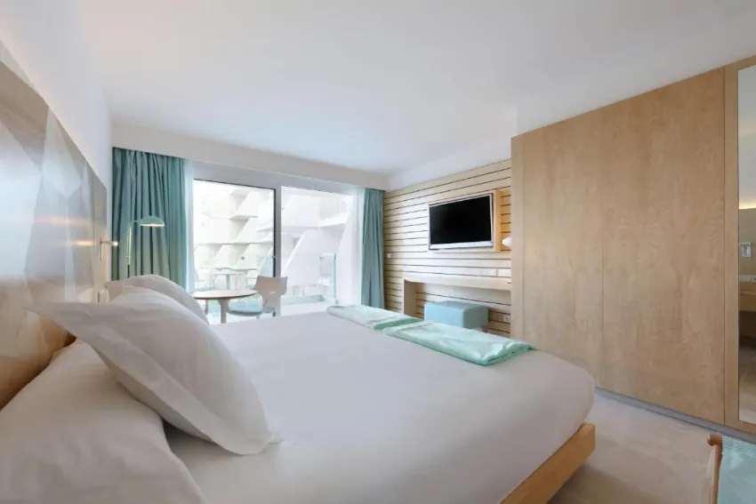 Iberostar Selection Playa de Palma 5*-70