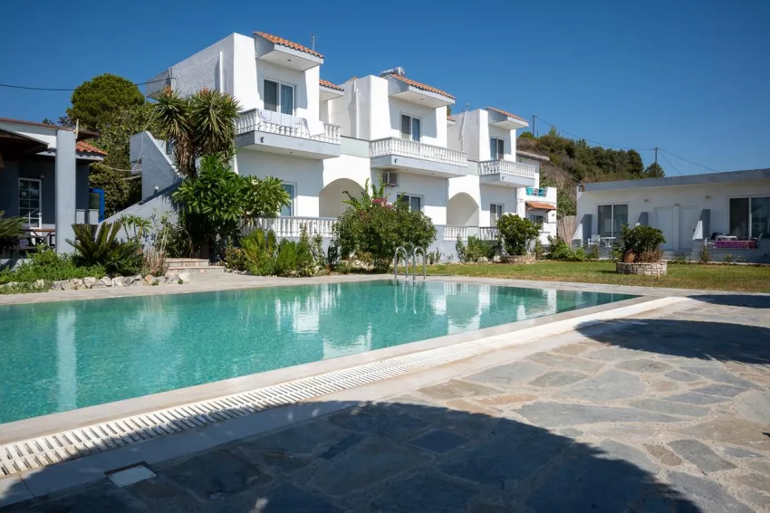 Gardenia Hotel 3*-4
