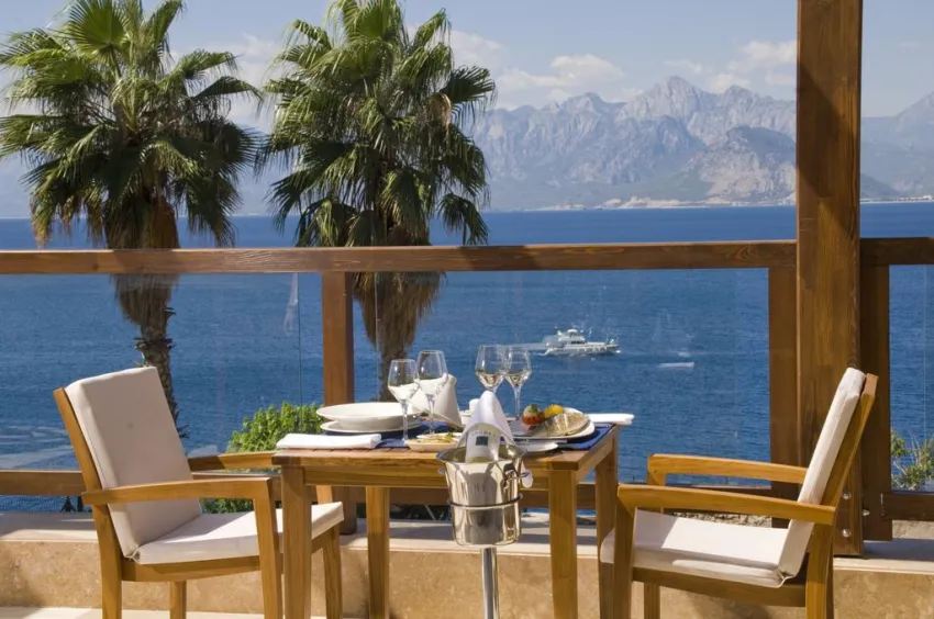 RAMADA PLAZA BY WYNDHAM ANTALYA  5*-12