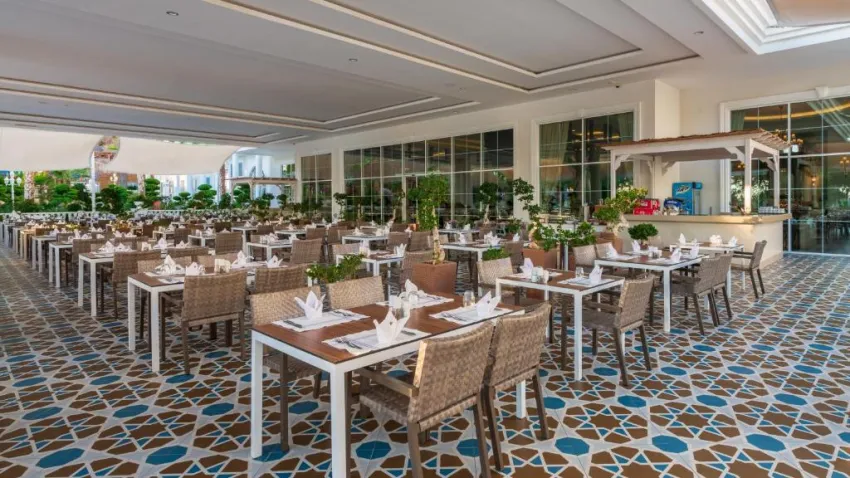 RUBI PLATINUM RESORT & SPA  5*-29