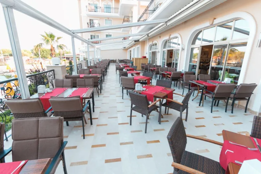 L'OCEANICA HOTEL  5*-7