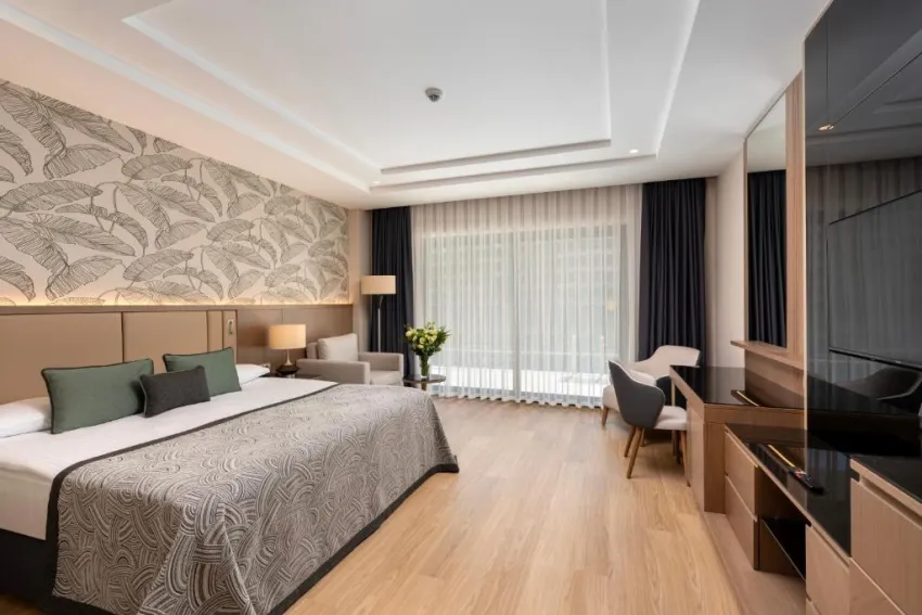 MIRACLE RESORT HOTEL  5*-92