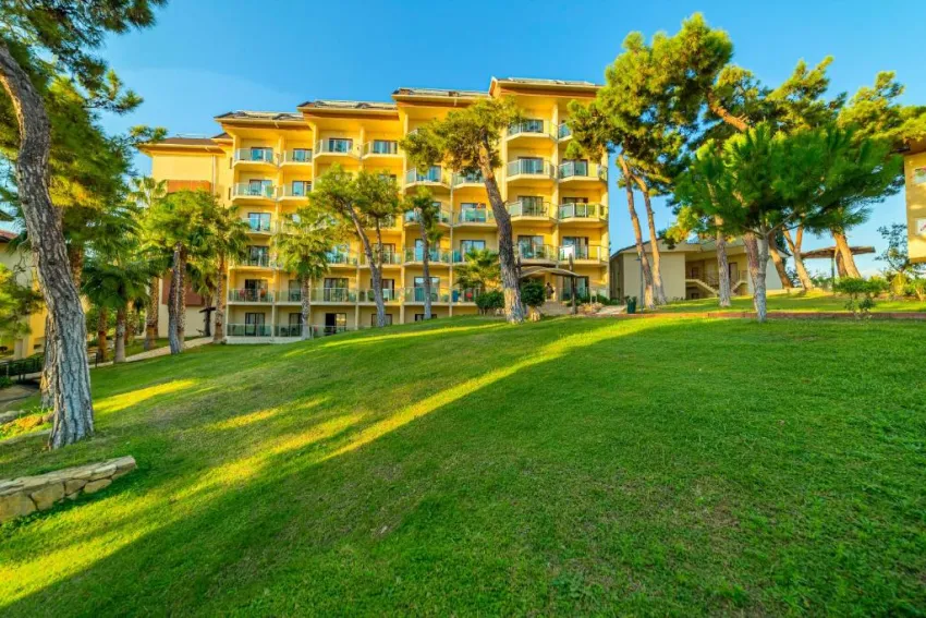 JUSTINIANO CLUB PARK CONTI  5*-40