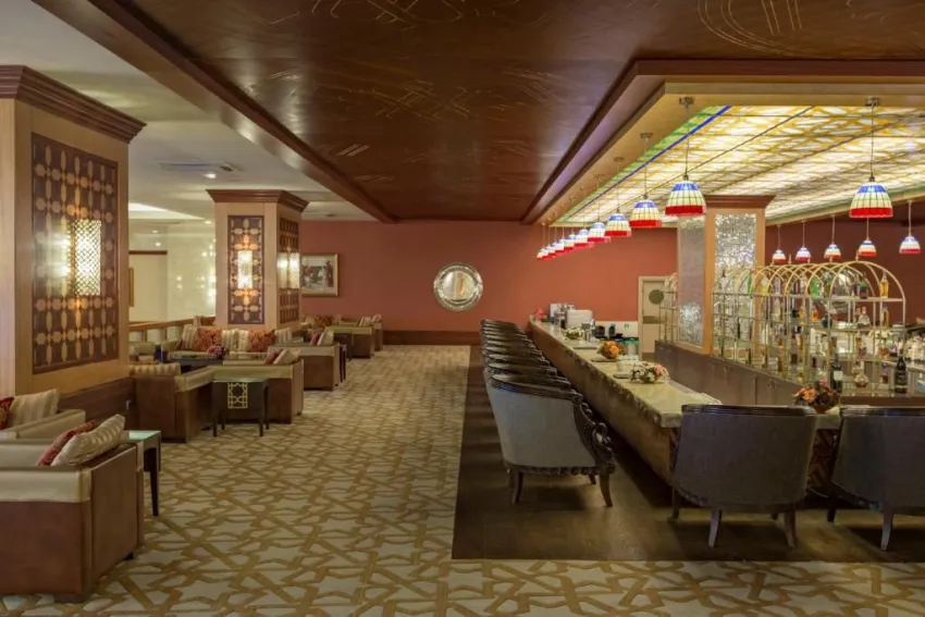 Royal Alhambra Palace 5*-18