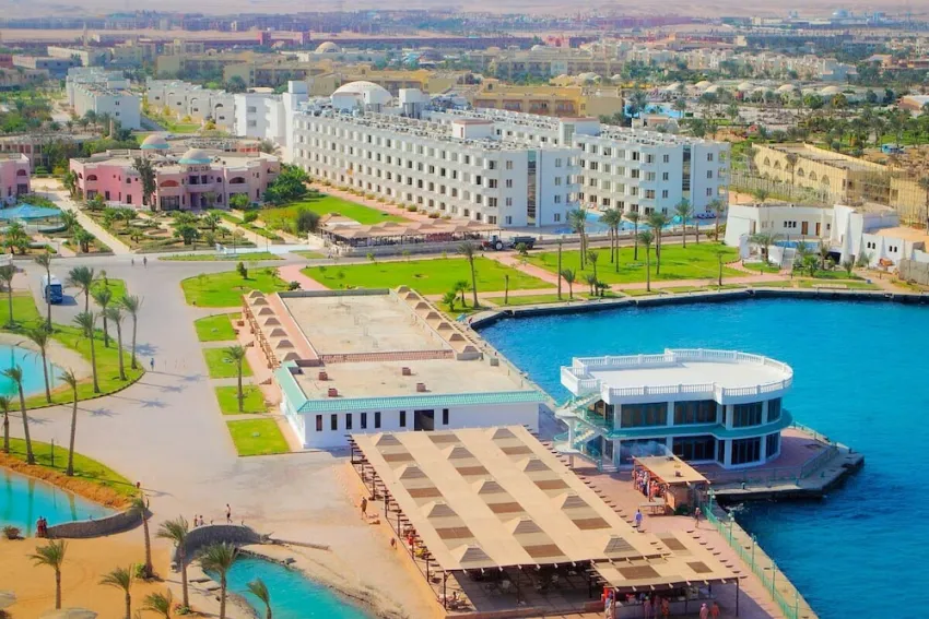 White Valley Palace 5*-76