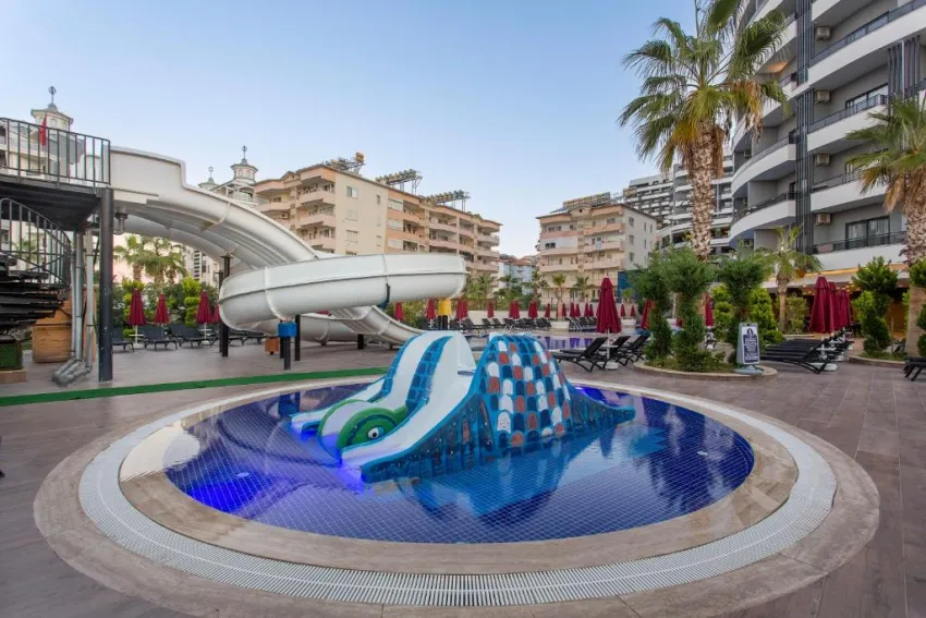 NOXINN DELUXE HOTEL  5*-9