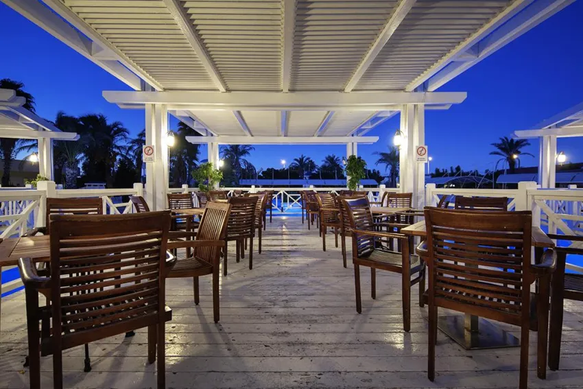 CRYSTAL ADMIRAL RESORT SUITES  5*-2