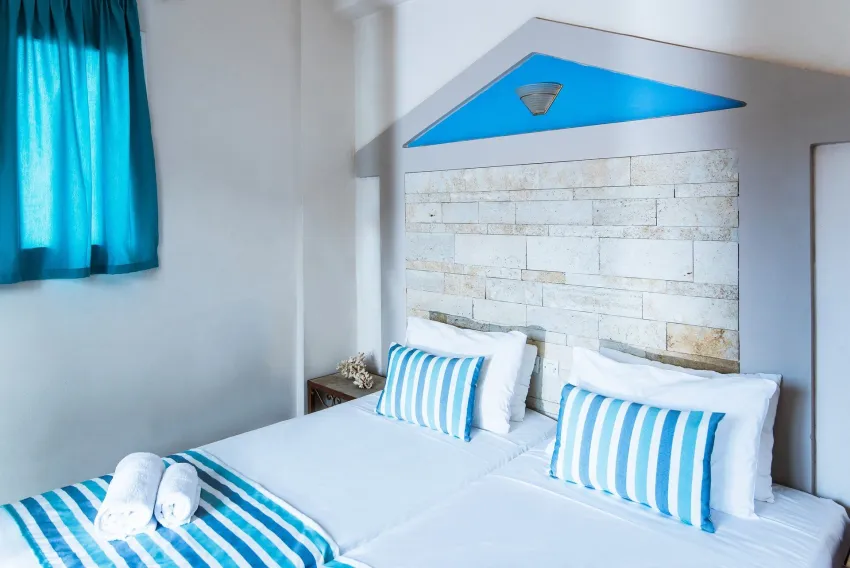 Ilios 1 Central 1*-14