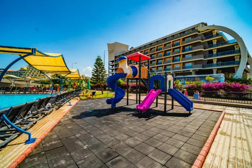 SENZA THE INN RESORT & SPA  5*-30