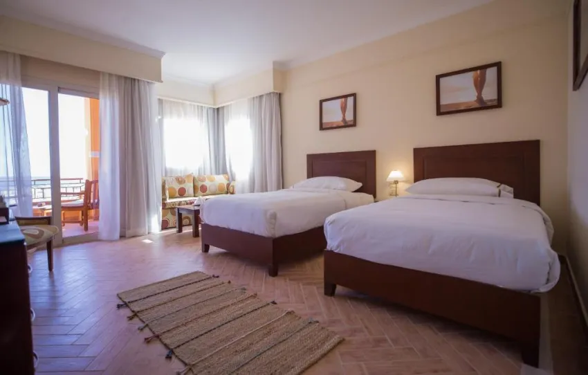 The Cascades Golf Resort & Spa 5*-3