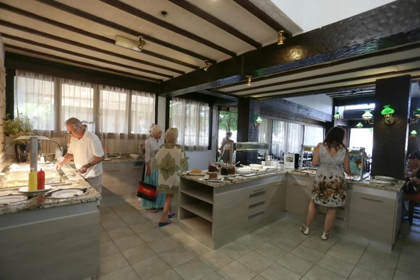 Dionysos Central Hotel 3*-9