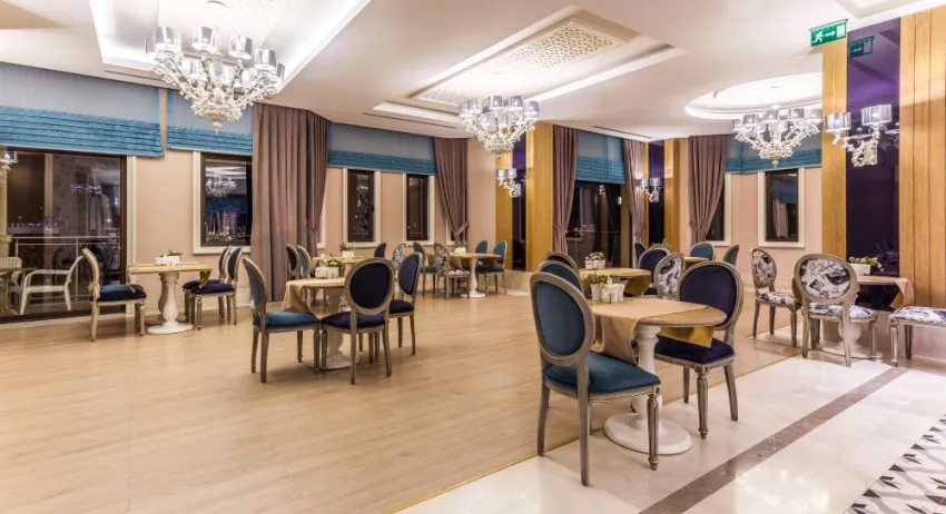 VILLA SIDE HOTEL  4*-4