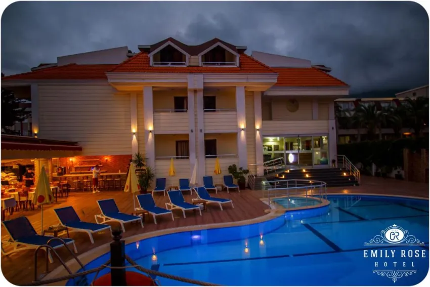 EMILY ROSE HOTEL  4*-9