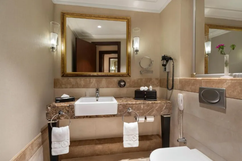 CALISTA LUXURY RESORT  5*-19