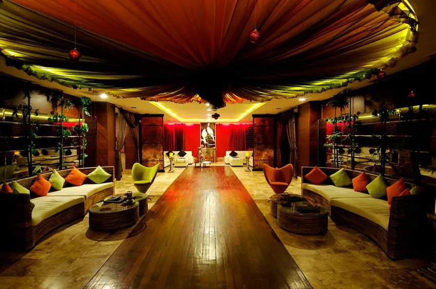 AMELIA BEACH RESORT & SPA  5*-9
