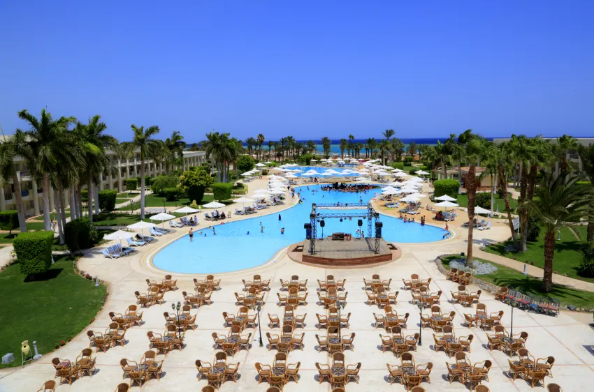 LABRANDA ROYAL MAKADI   5*-15