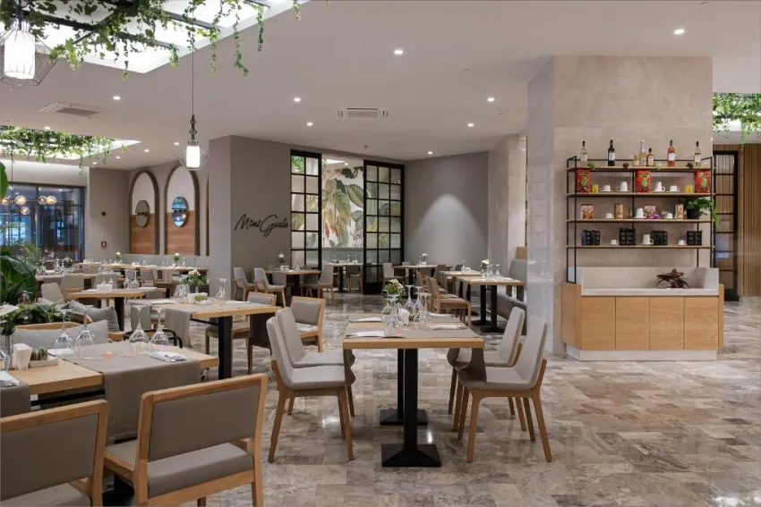 MIRAMARE BEACH HOTEL  5*-54