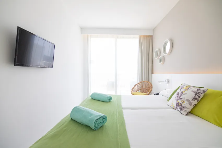 JS Sol de Alcudia 4*-8