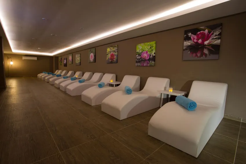 Water Side Resort & Spa 5*-72