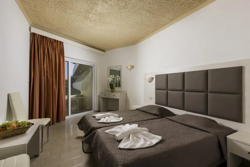 Relax Hotel 3*-6