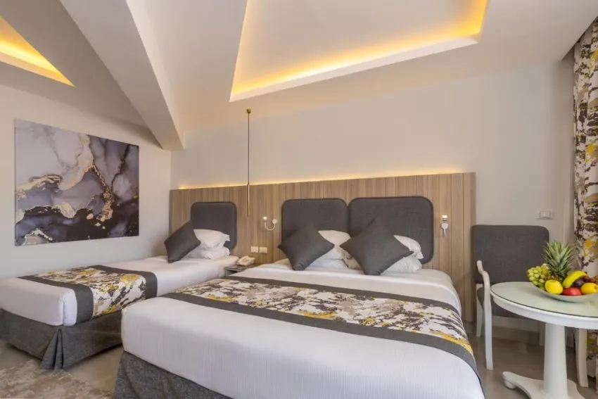 LONG BEACH RESORT  4*-19