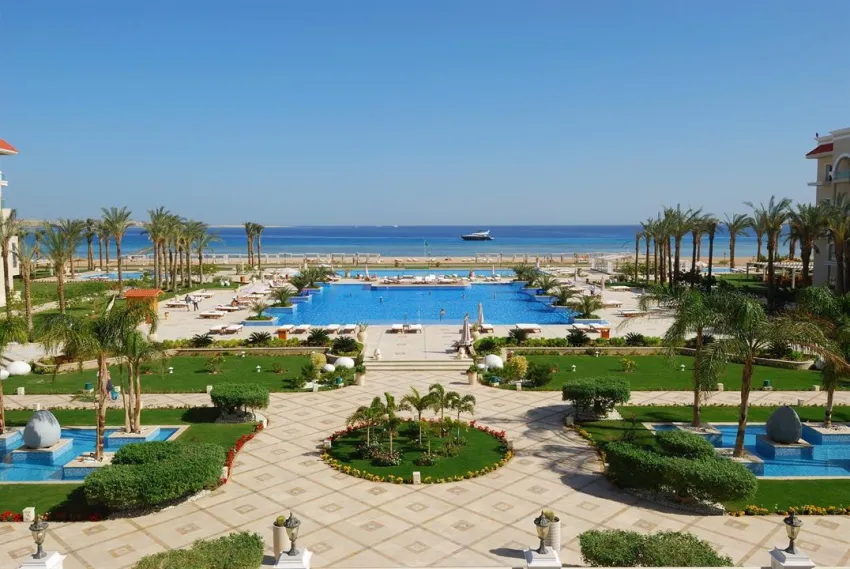 PREMIER LE REVE HOTEL & SPA (ADULTS ONLY 16+)   5*-4