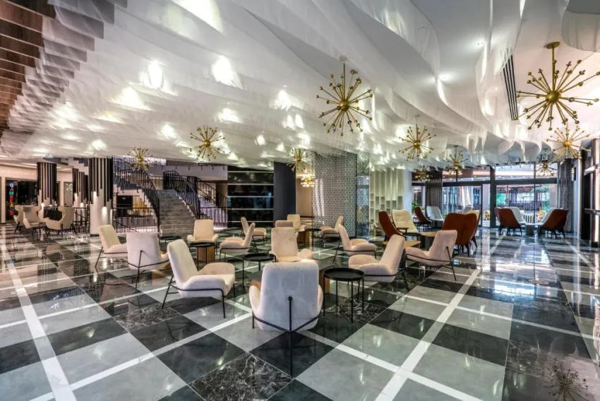 ARNOR DE LUXE HOTEL & SPA  5*-10