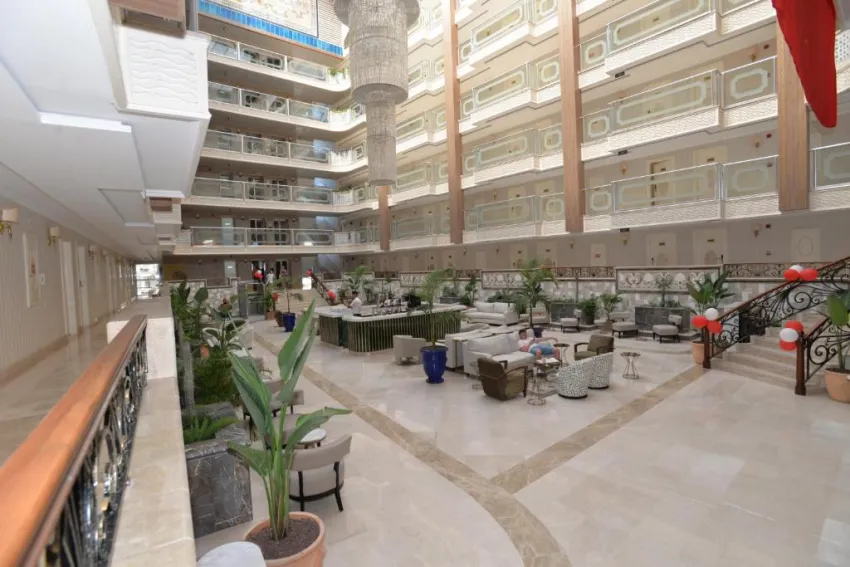 WHITE GOLD HOTEL & SPA  5*-9